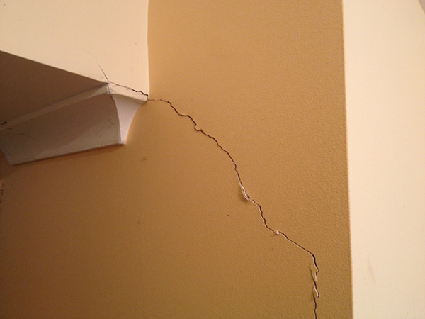 Repairing Hairline Cracks in Plaster Ceiling